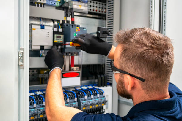 Best Circuit Breaker Repair  in Vermillion, SD